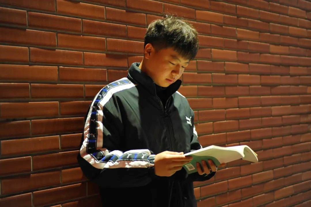追求真理的一类人
